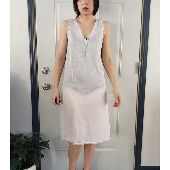 70s/80s‎ White Nylon Slip - Picture 1 of 4